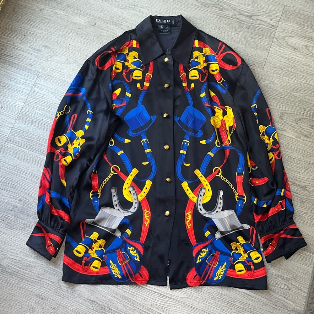 Beautiful Vintage Escada Horsebit silk blouse